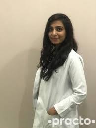 Dr Rashmika T